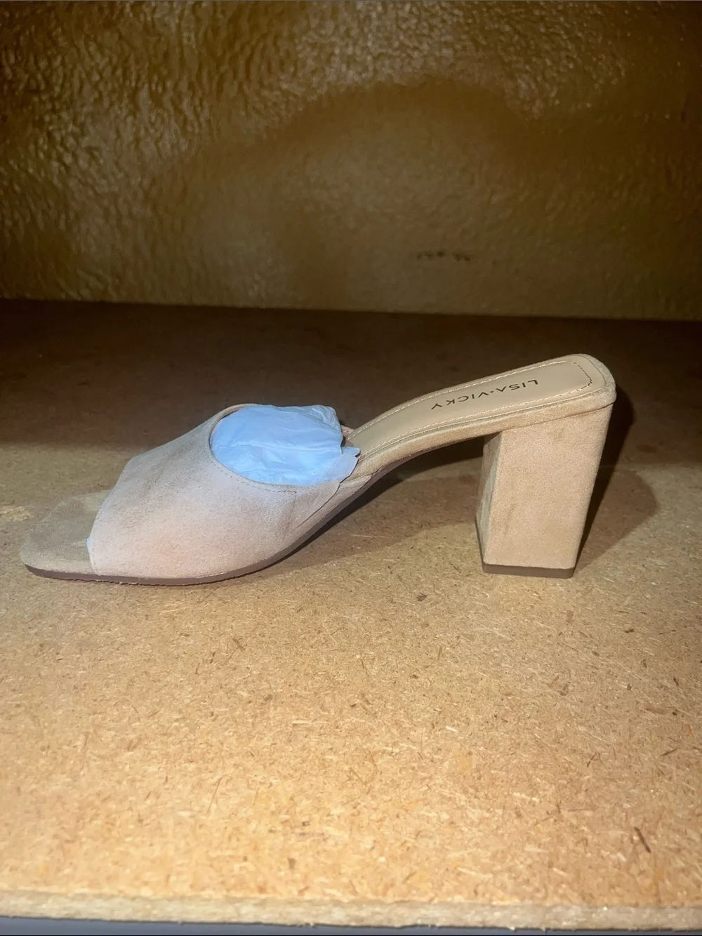 Lisa Vicky’s Women’s Size 9 Tan Women's Slide Sandals